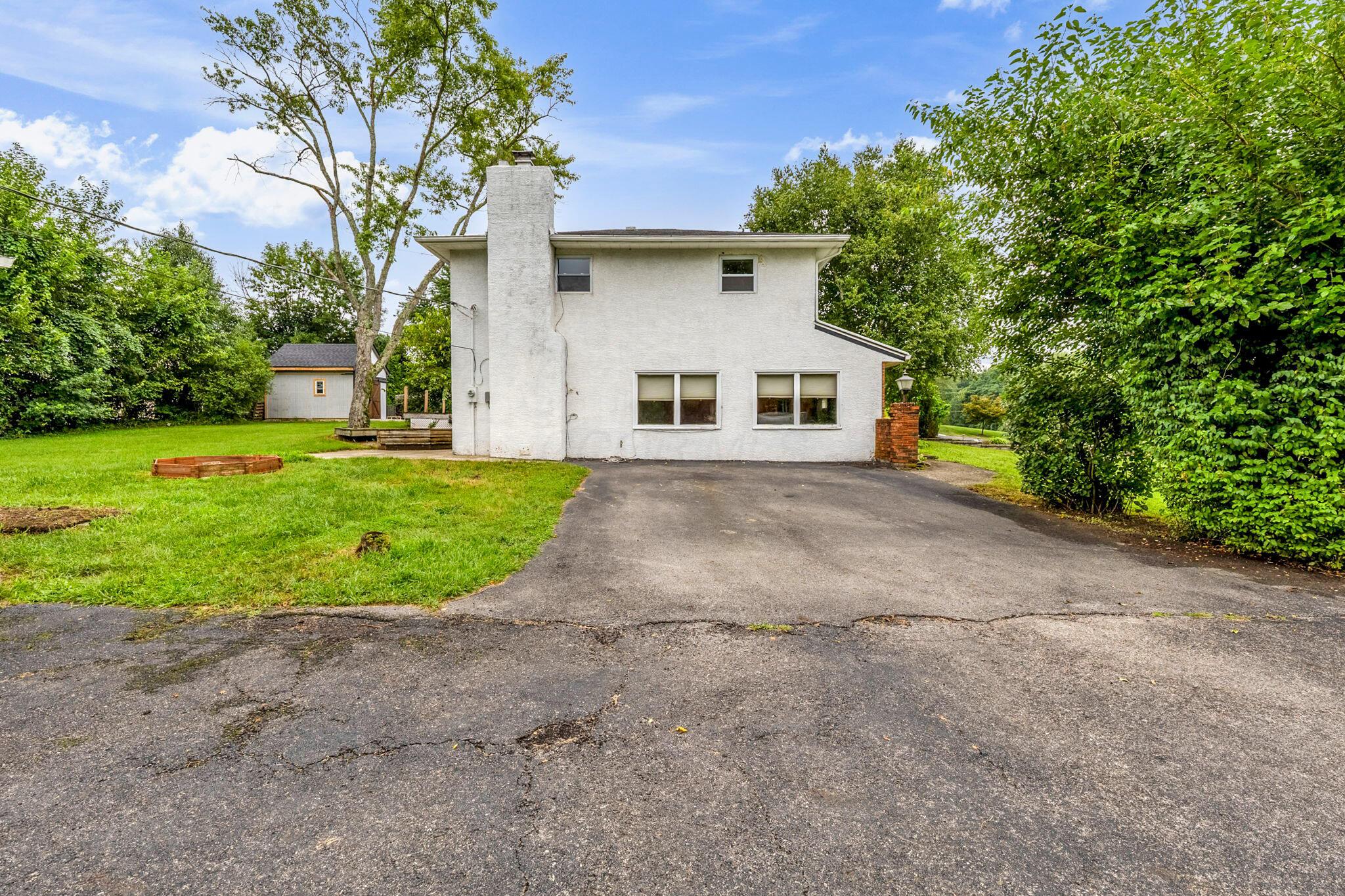 7974 Big Walnut Road Westerville, OH 43082 - Photo 26 of 34 Exterior Side