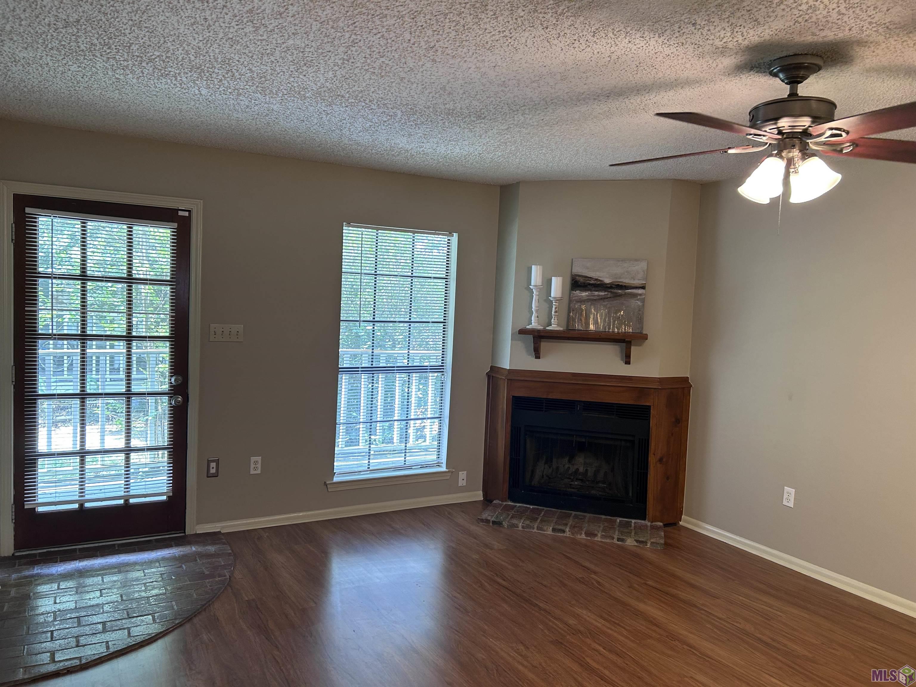 4342 Stumberg Lane Baton Rouge, LA 70816 - Photo 7 of 14