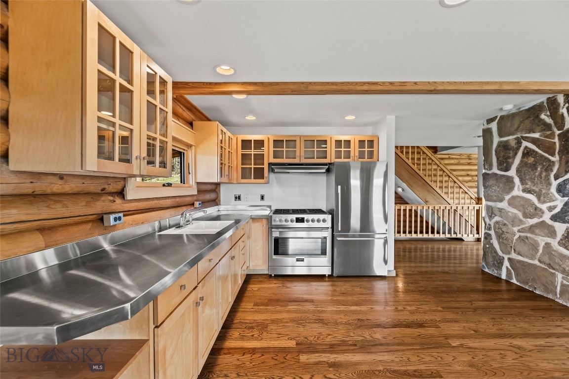 755 Coffee Creek Road Bozeman, MT 59715 - Photo 13 of 92 Kitchen