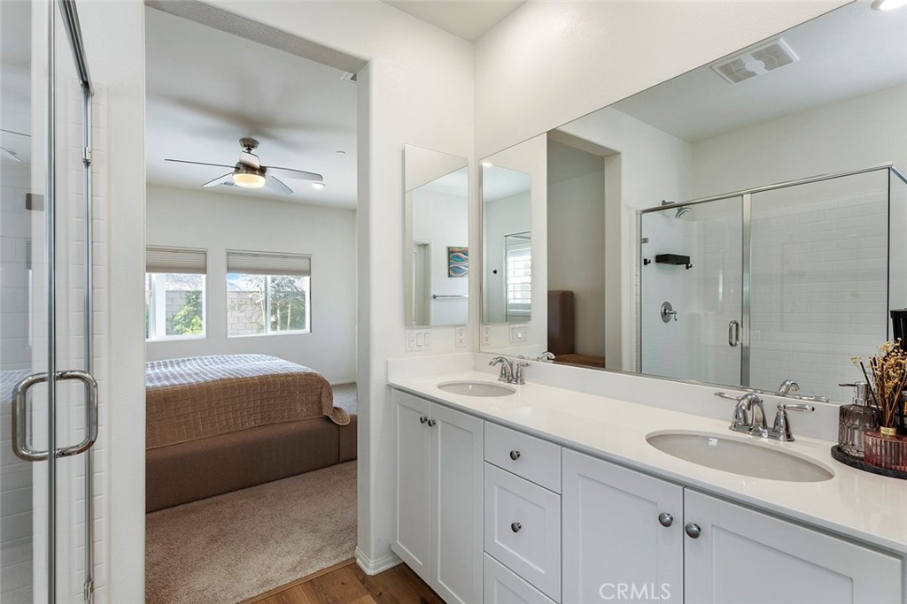 31228 Scrub Jay Road Winchester, CA 92596 - Photo 26 of 43 Dual sinks