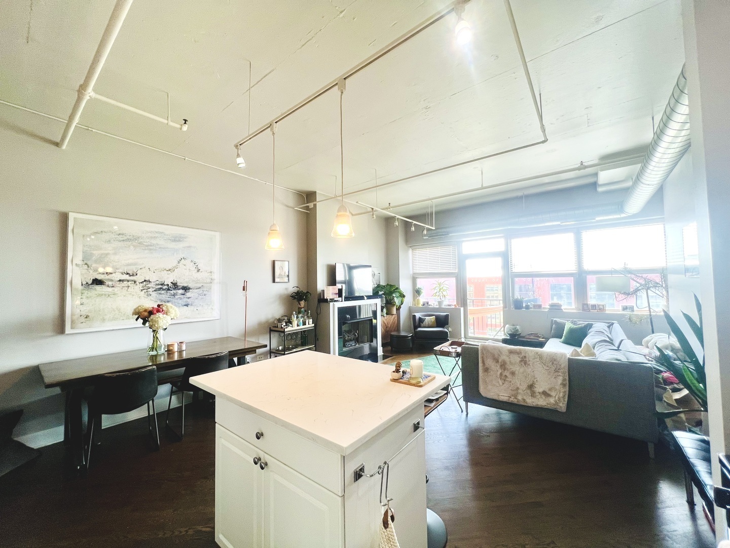 500 South Clinton Street, Unit 524 Chicago, IL 60607 - Photo 4 of 16