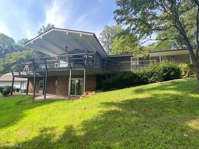 $475,000 | 2082 Mountain Valley Church Road, North Wilkesboro, NC 28659