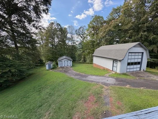 $475,000 | 2082 Mountain Valley Church Road, North Wilkesboro, NC 28659