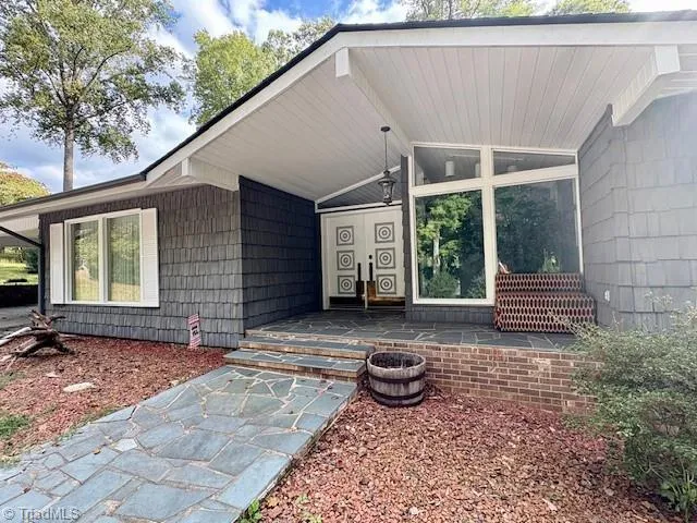 $475,000 | 2082 Mountain Valley Church Road, North Wilkesboro, NC 28659