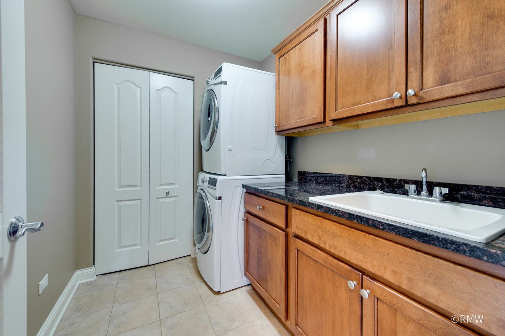 2 Itasca Place, Unit 419 Addison, IL 60143 - Photo 11 of 21 a room with storage and utility