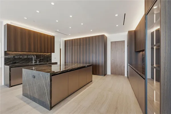 $50,000 | 5 Grove Isle Drive, Unit L502, Coconut Grove, FL 33133