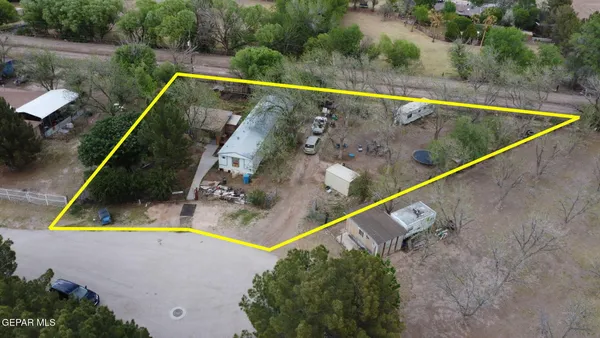 $300,000 | 11540 Valle Palos Verdes Drive, Socorro, TX 79927