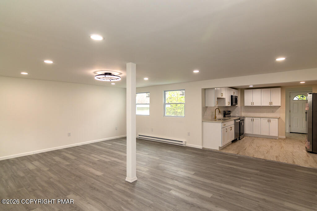 174 Sand Spring Road Cresco, PA 18326 - Photo 10 of 40 1st Floor
