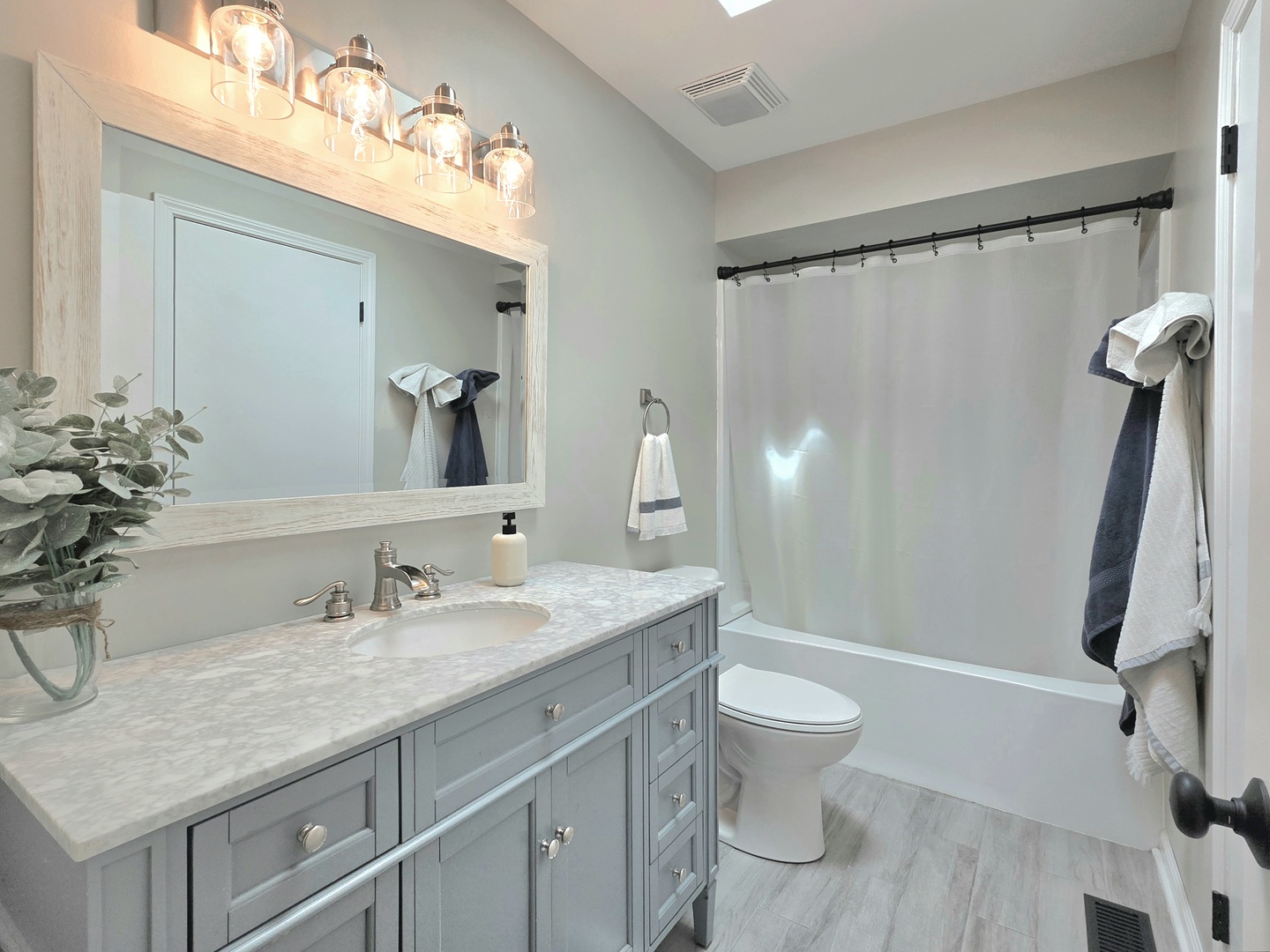 300 West Woodlawn Road New Lenox, IL 60451 - Photo 17 of 23