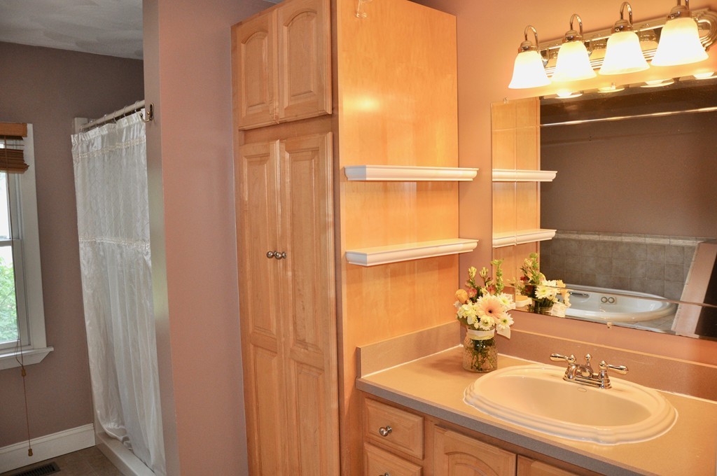 1 Edwards Road Stoneham, MA 02180 - Photo 13 of 26 Gallery Image 13