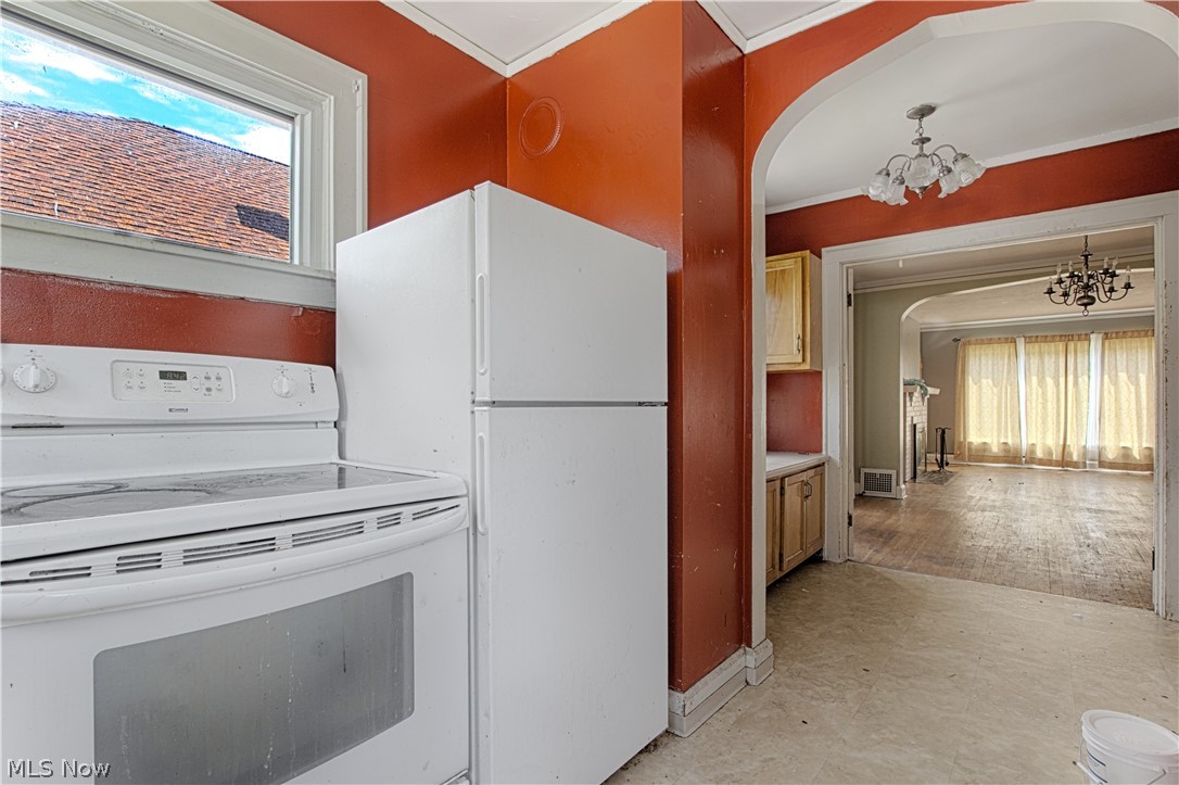 1474 Middleton Road Cleveland Heights, OH 44121 - Photo 9 of 27
