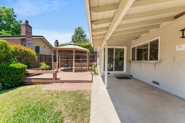 $675,000 | 6836 Westmore Way, Carmichael, CA 95608