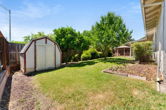 $675,000 | 6836 Westmore Way, Carmichael, CA 95608