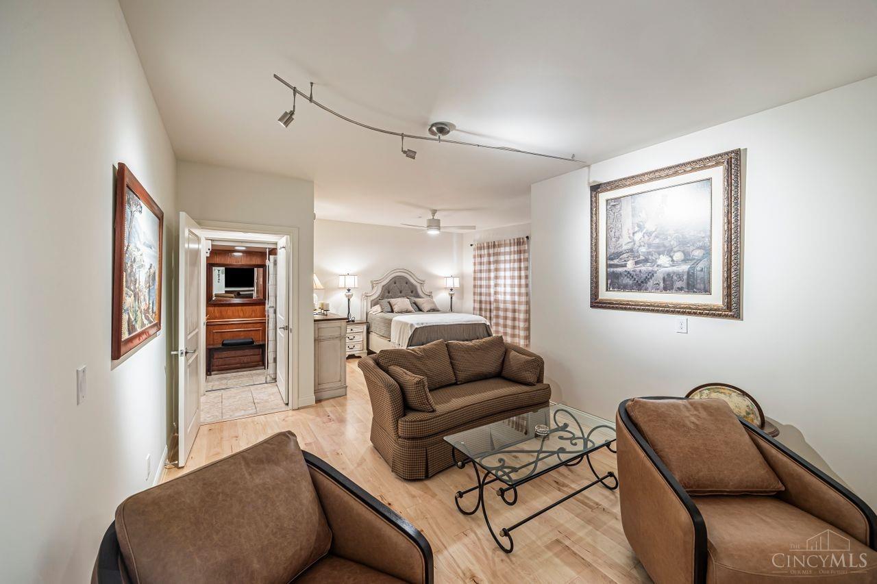 1128 Riverside Drive Cincinnati, OH 45202 - Photo 28 of 65 Gallery Image 28