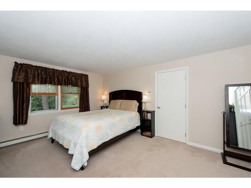 16 Barbour Road Hampton, NH 03842 - Photo 12 of 36