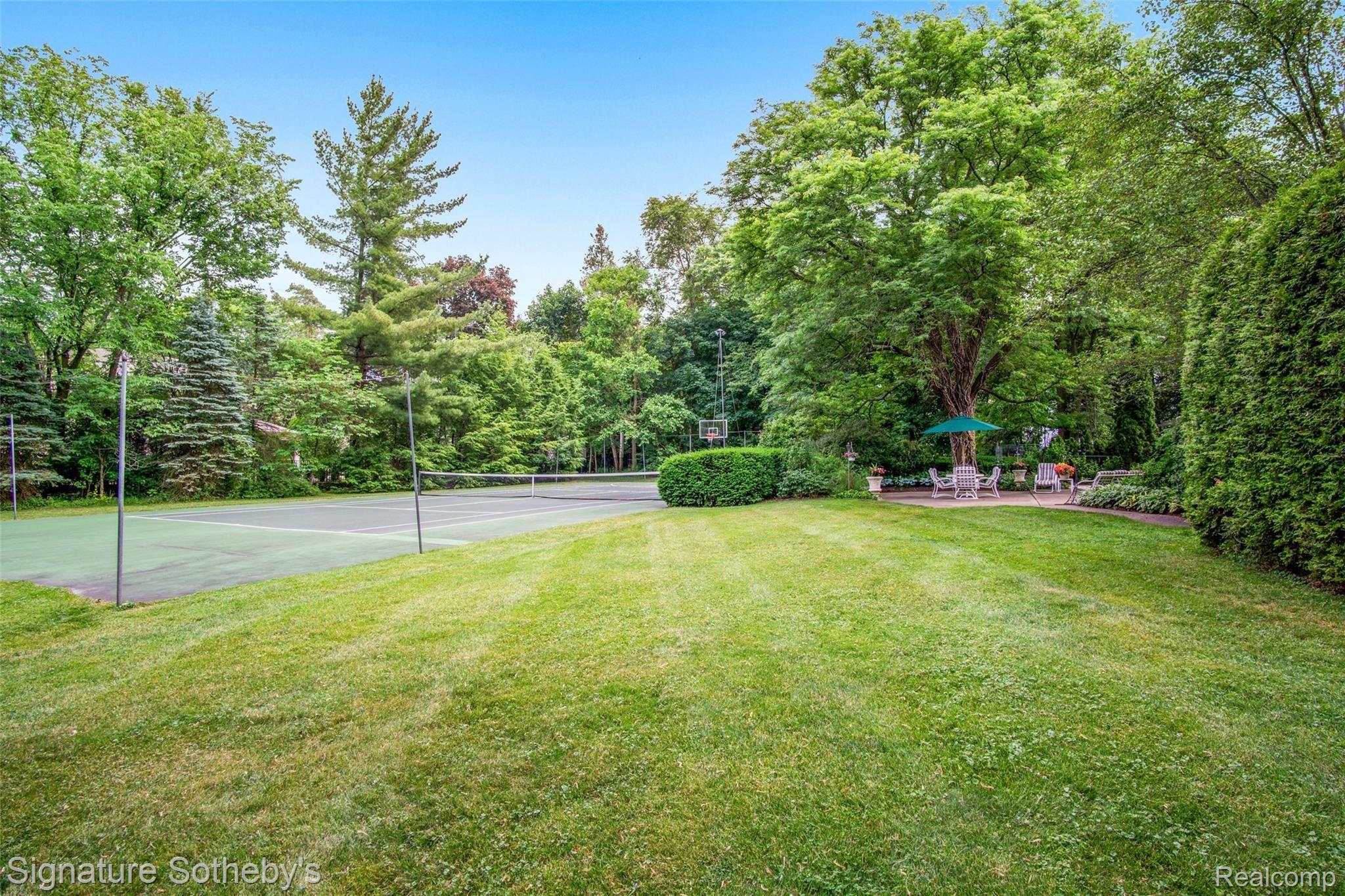 1176 Covington Road Bloomfield Hills, MI 48301 - Photo 58 of 65 1176-Covington-Rd-62.jpg