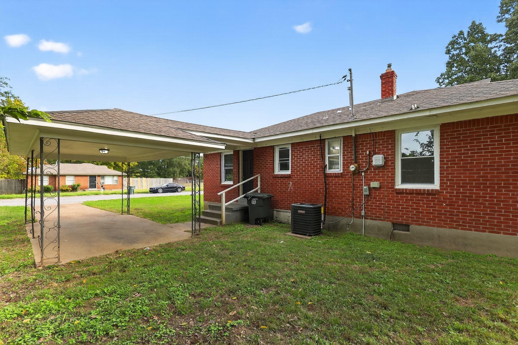 3687 Windcrest Road Memphis, TN 38116 - Photo 4 of 33 Gallery Image 4