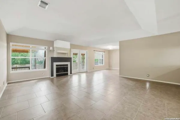$3,800 | 3900 Creek Spring, San Antonio, TX 78230