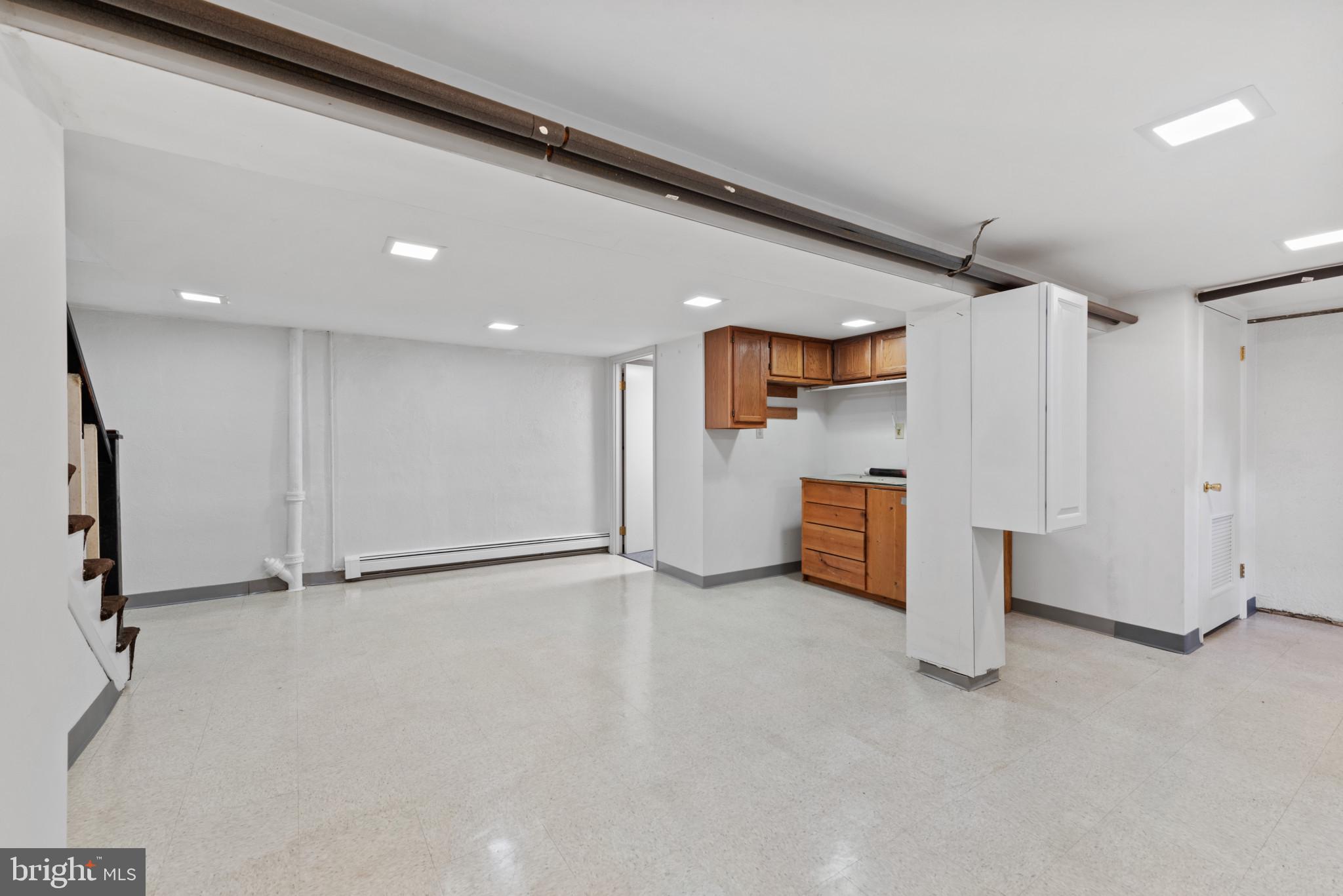 17 Cedarwood Road Baltimore, MD 21228 - Photo 29 of 40 Basement