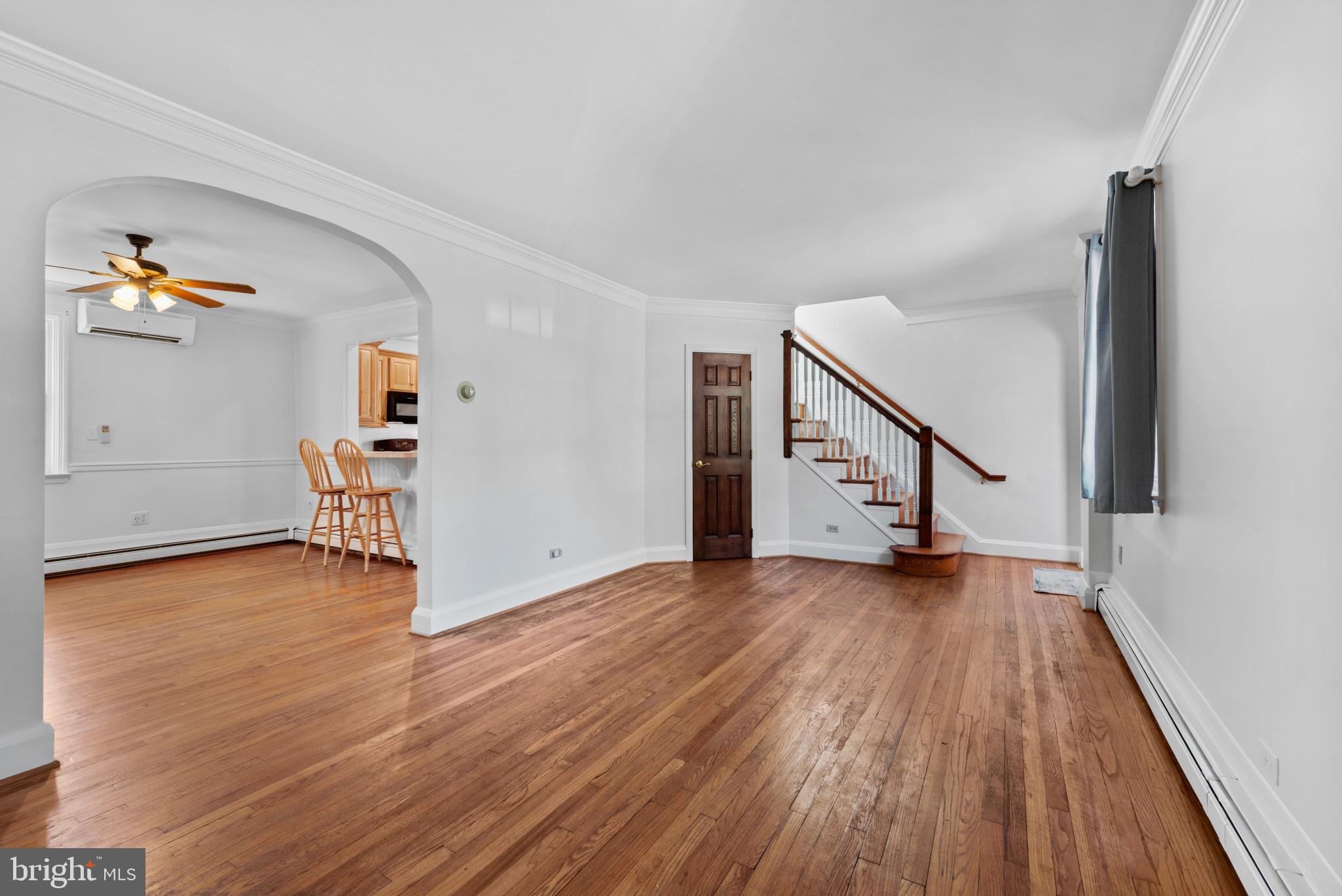 17 Cedarwood Road Baltimore, MD 21228 - Photo 3 of 40 Family room