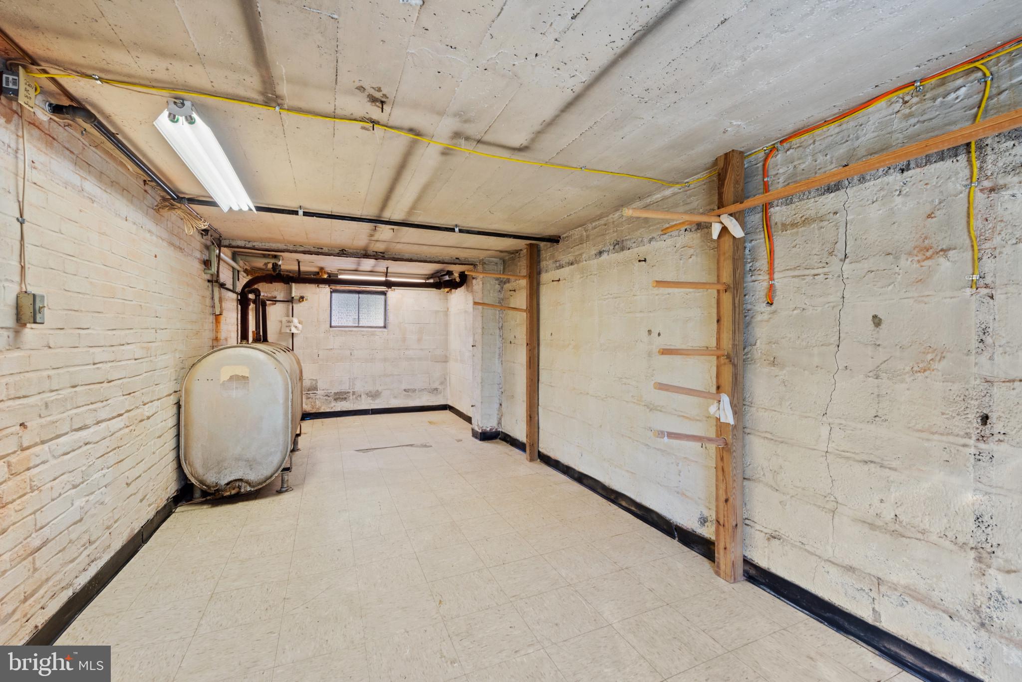 17 Cedarwood Road Baltimore, MD 21228 - Photo 32 of 40 Storage space