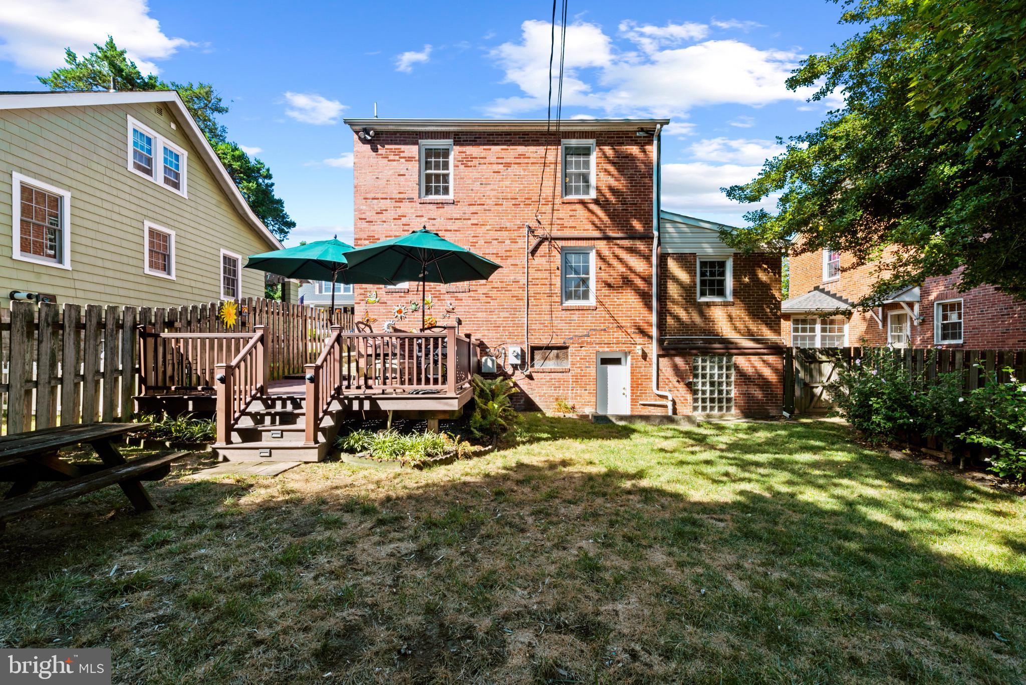 17 Cedarwood Road Baltimore, MD 21228 - Photo 34 of 40 Rear view of property