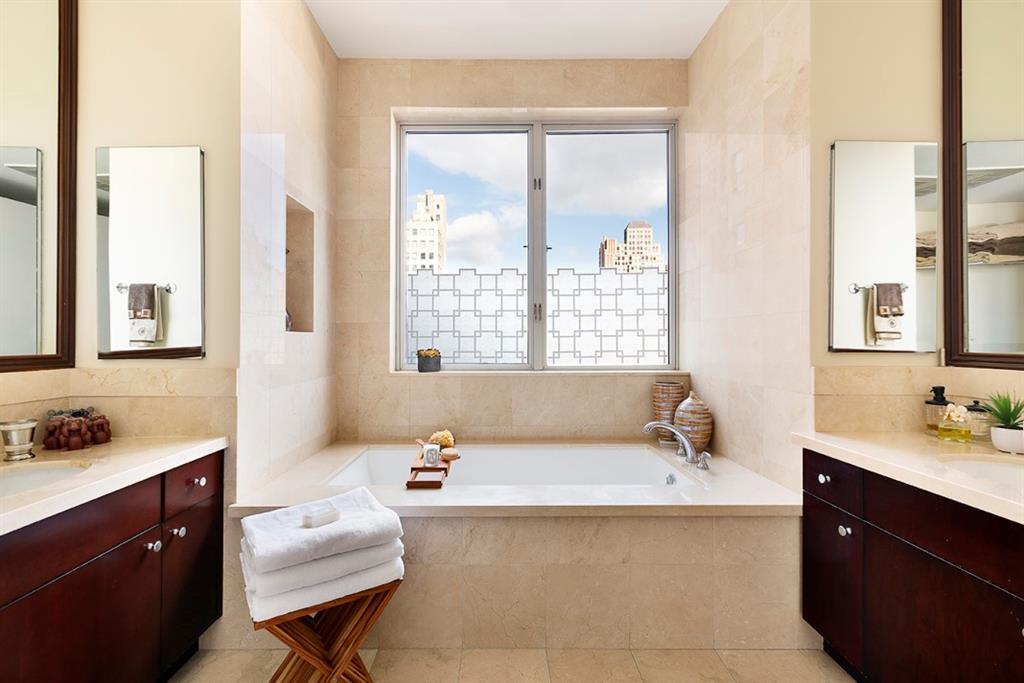 73 Worth Street, Unit PHE Manhattan, NY 10013 - Photo 11 of 18