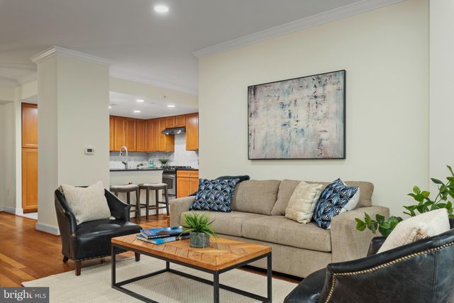 $750,000 | 5 Park Place, Unit 117, Annapolis, MD 21401