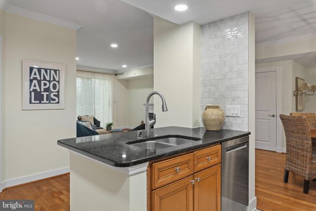 $750,000 | 5 Park Place, Unit 117, Annapolis, MD 21401