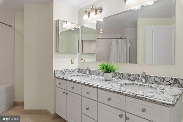 $750,000 | 5 Park Place, Unit 117, Annapolis, MD 21401