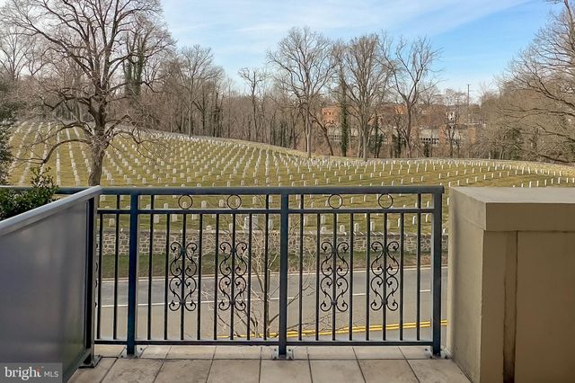 $750,000 | 5 Park Place, Unit 117, Annapolis, MD 21401