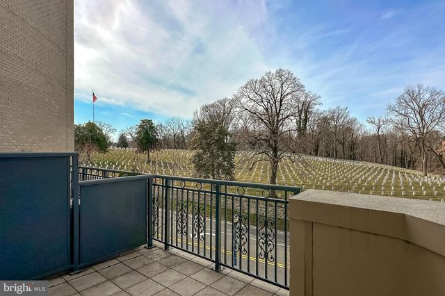 $750,000 | 5 Park Place, Unit 117, Annapolis, MD 21401