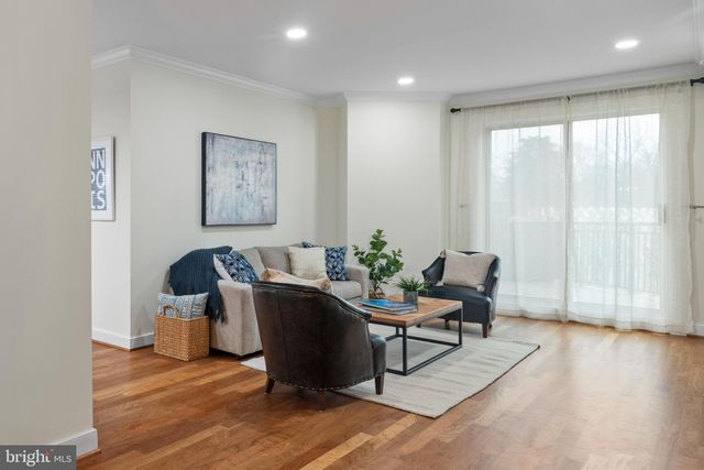 $750,000 | 5 Park Place, Unit 117, Annapolis, MD 21401