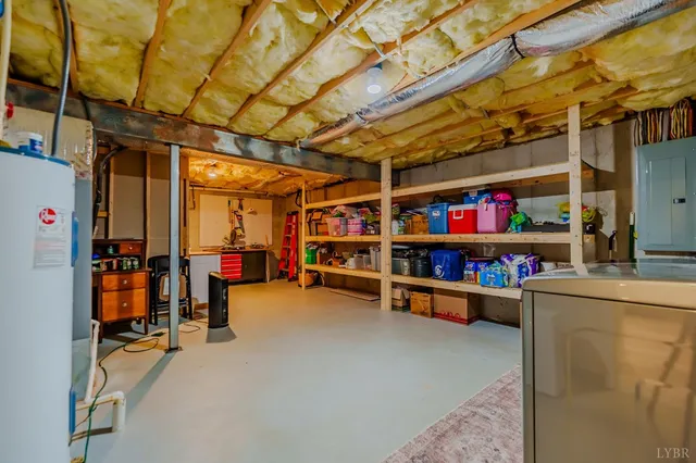 a view of a house with swimming pool and sitting area