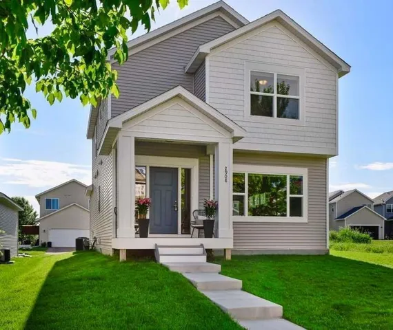 $399,900 | 2908 Mark Twain Drive, Chaska, MN 55318