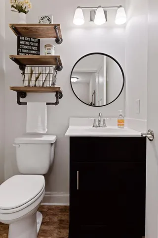 $399,900 | 2908 Mark Twain Drive, Chaska, MN 55318