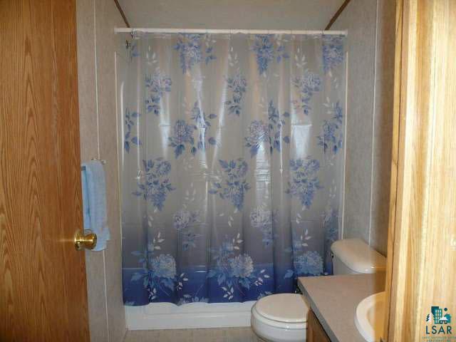 4215 South Darrow Road Superior, WI 54880 - Photo 9 of 9