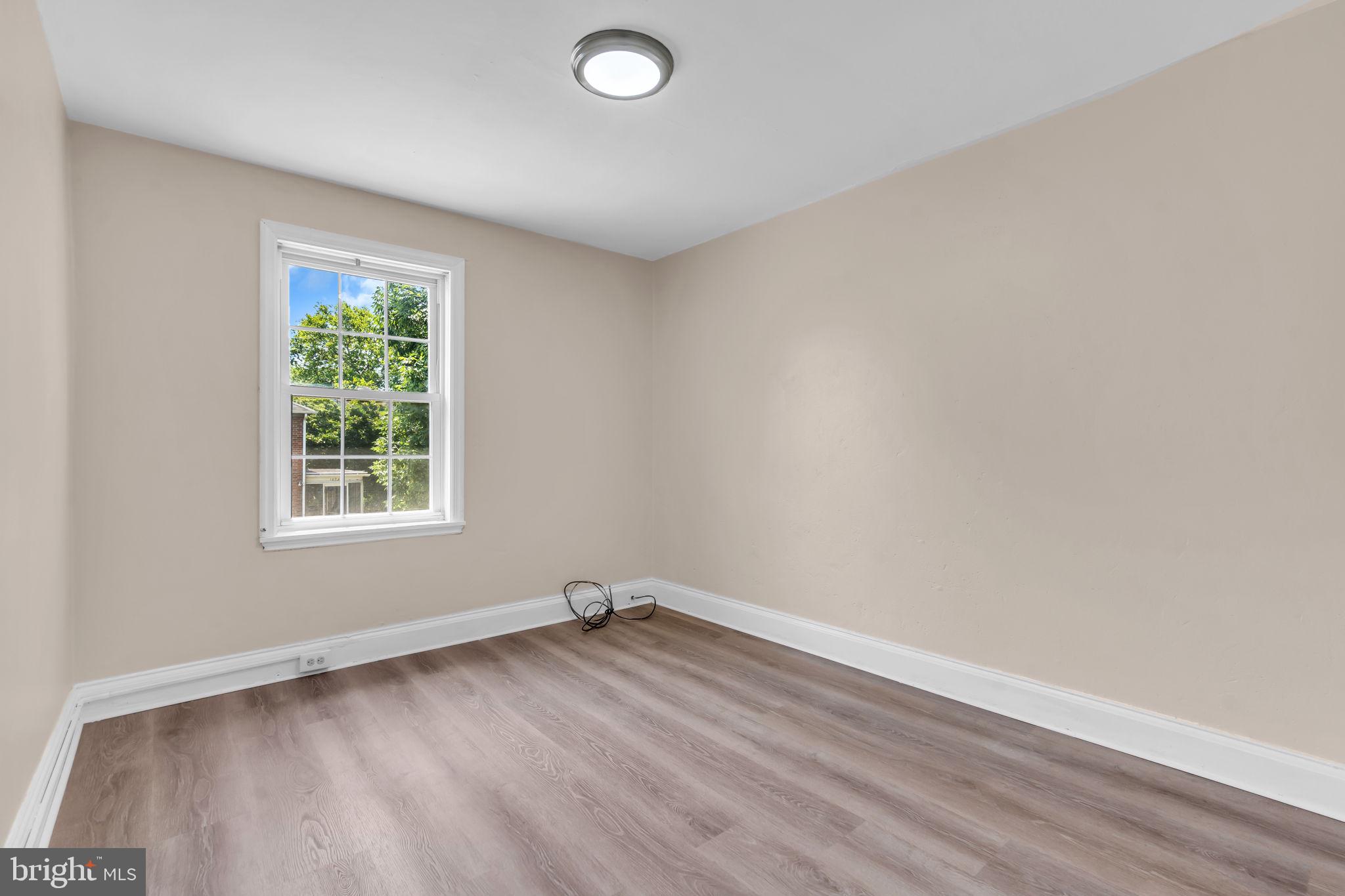 1095 Trent Road Camden, NJ 08104 - Photo 17 of 31