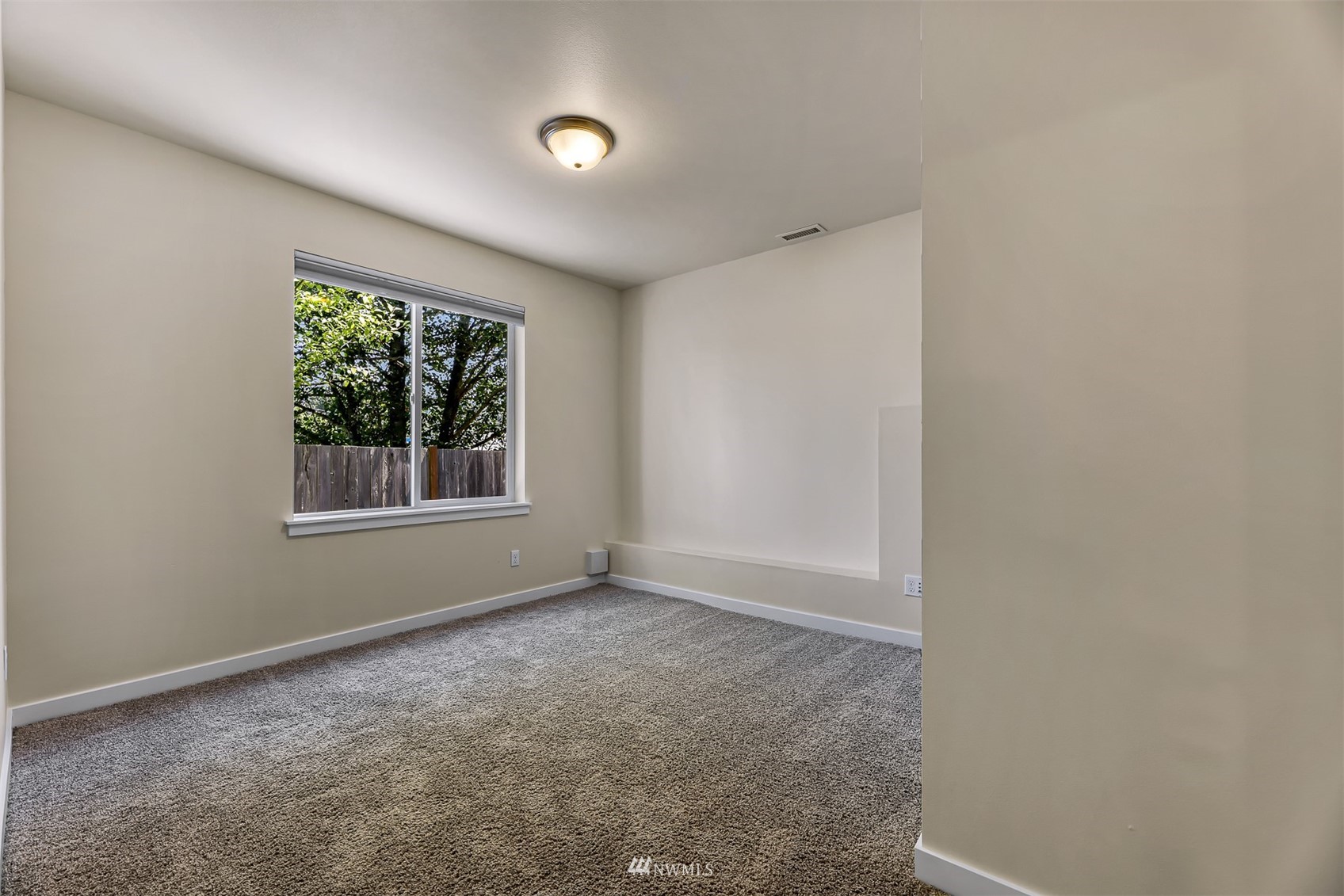 1920B Southwest Brandon Street Seattle, WA 98106 - Photo 33 of 40 Gallery Image 33