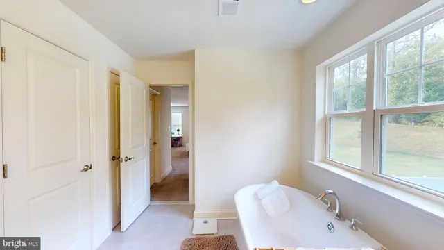 $820,000 | 10802 North Riding Road, Upper Marlboro, MD 20772