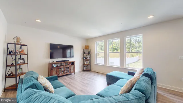 $820,000 | 10802 North Riding Road, Upper Marlboro, MD 20772