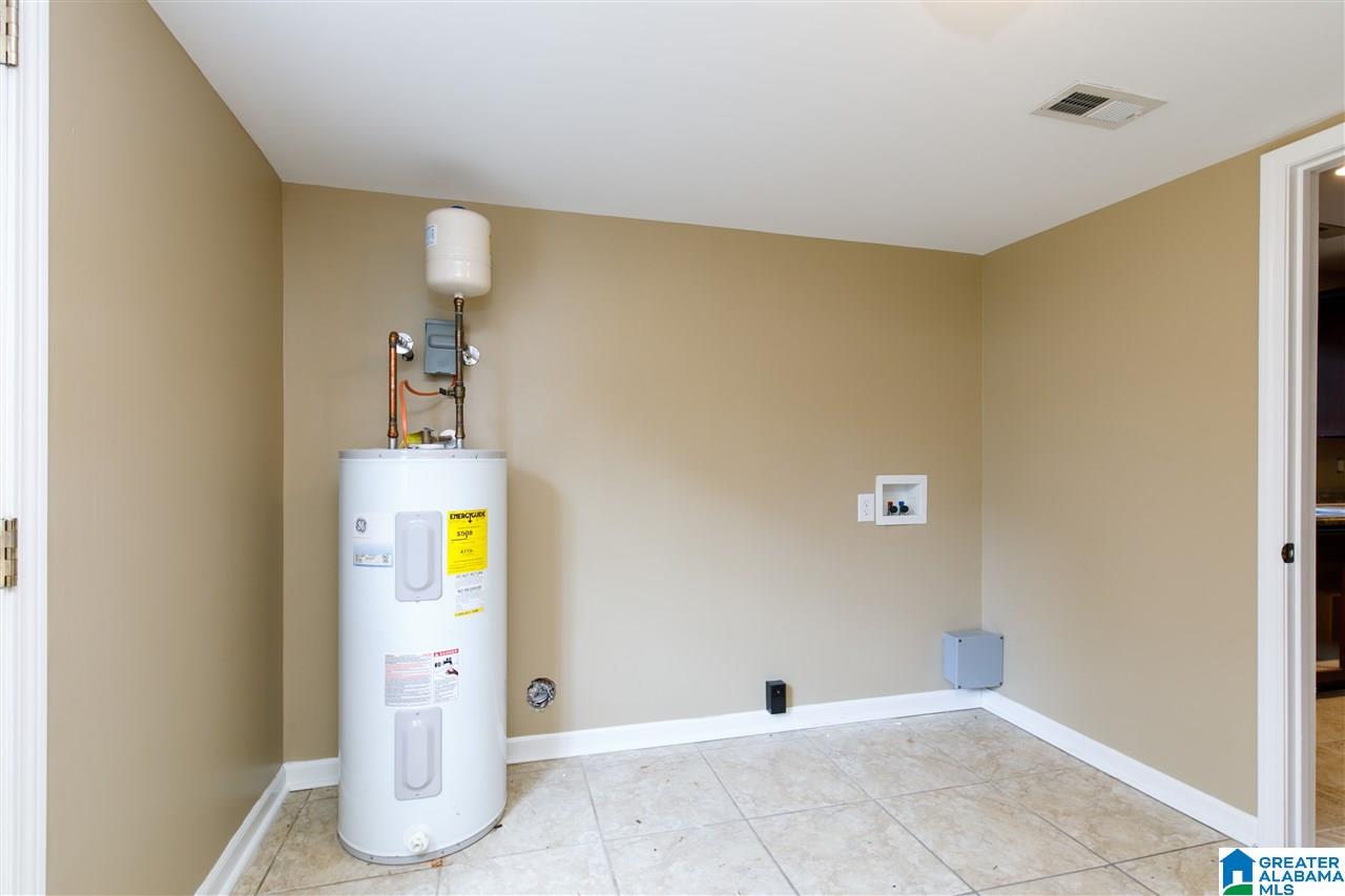 2112 Reed Road Northeast Birmingham, AL 35215 - Photo 27 of 31