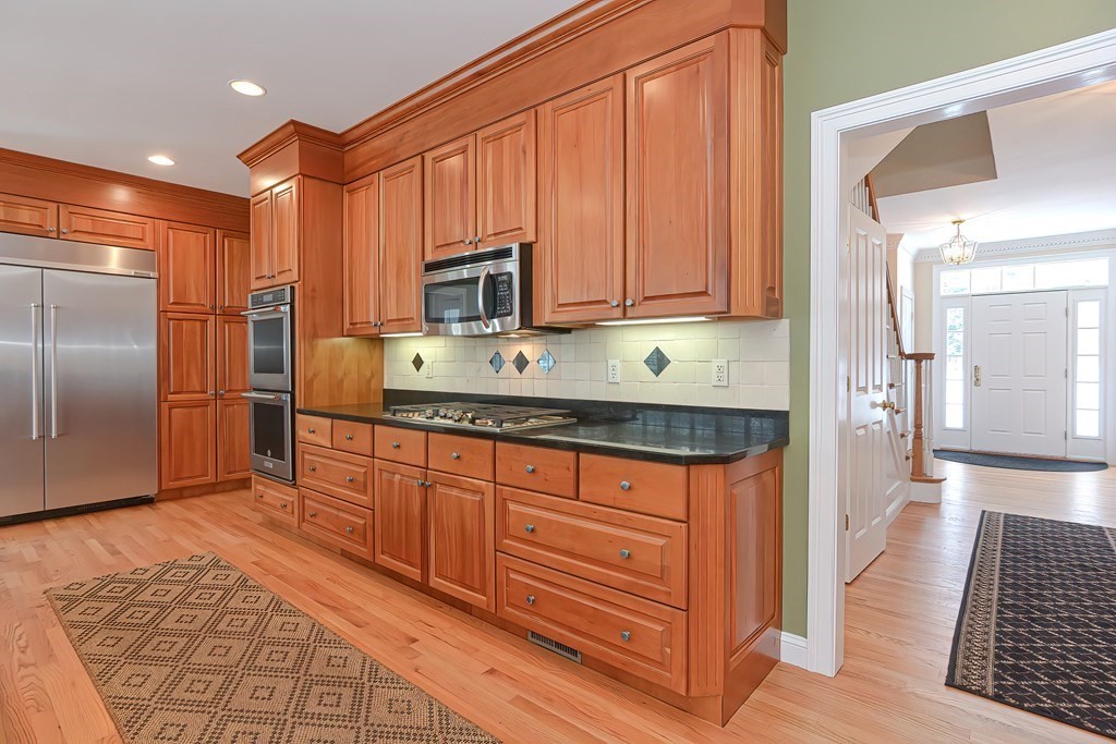 22 Eastmount Road Medfield, MA 02052 - Photo 3 of 37 Gallery Image 3