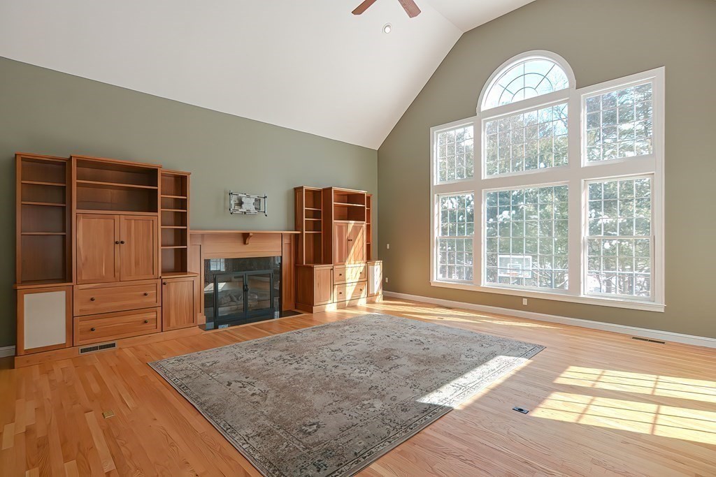22 Eastmount Road Medfield, MA 02052 - Photo 8 of 37 Gallery Image 8