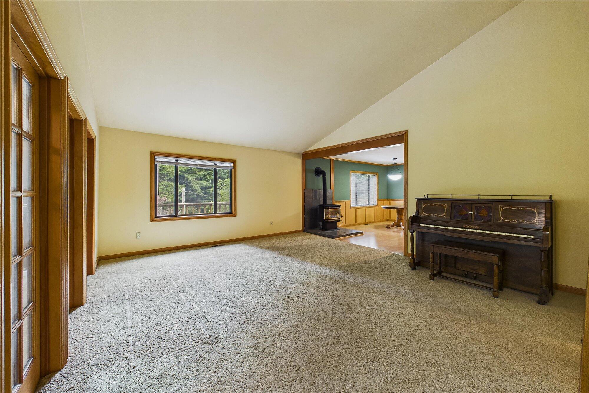 3045 Pigeon Point Road Eureka, CA 95503 - Photo 9 of 58 Gallery Image 9