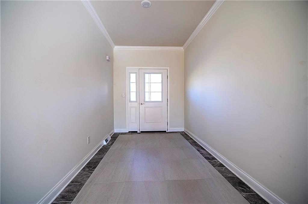 306 Hunters Crossing Canonsburg, PA 15317 - Photo 2 of 28