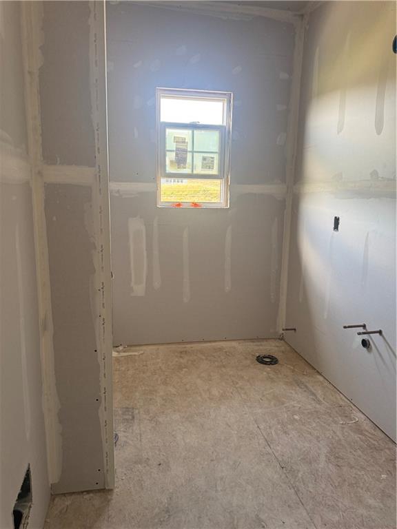 306 Hunters Crossing Canonsburg, PA 15317 - Photo 10 of 27 an empty room with a window