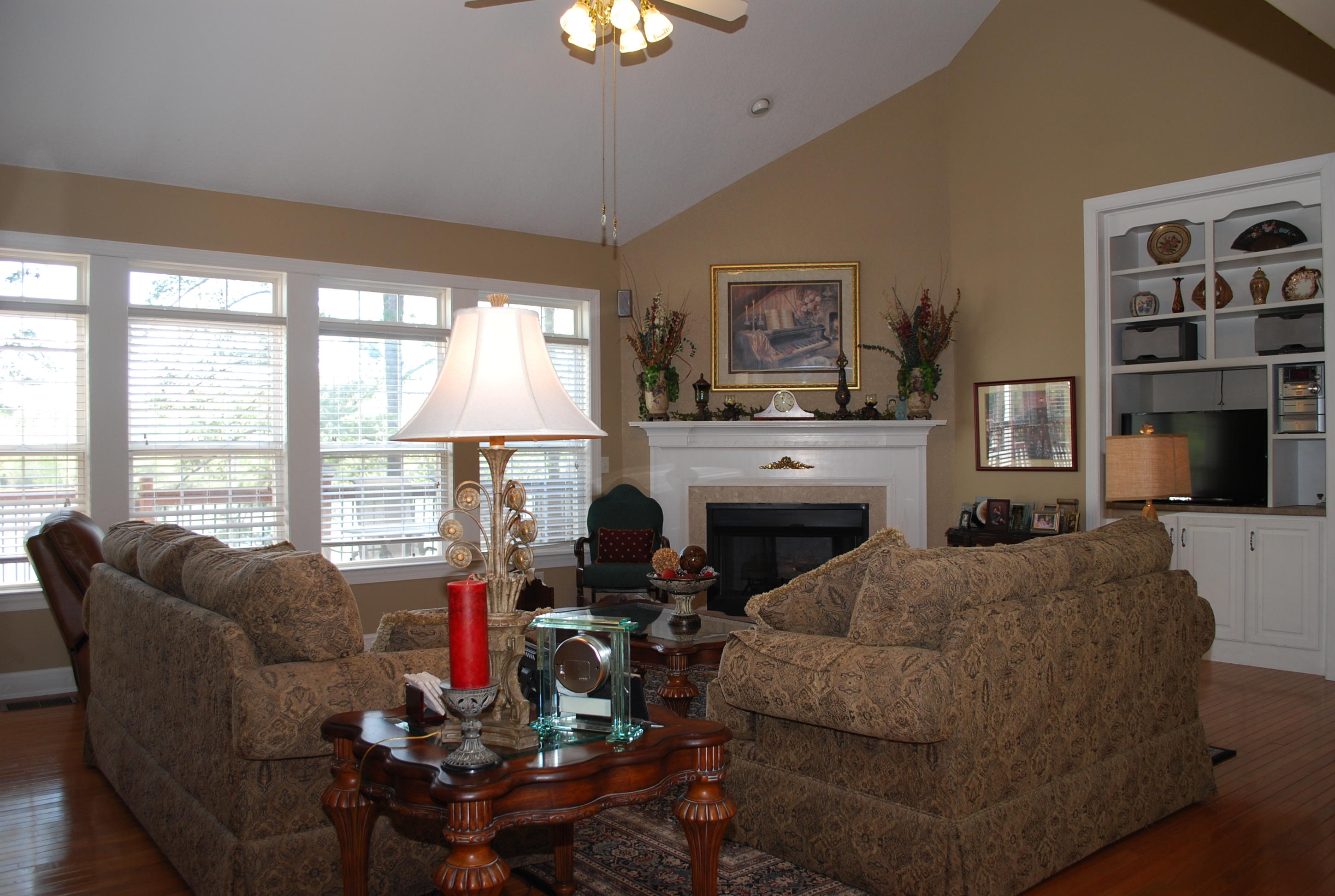 1127 Clift Cave Road Soddy Daisy, TN 37379 - Photo 3 of 36 Great Room