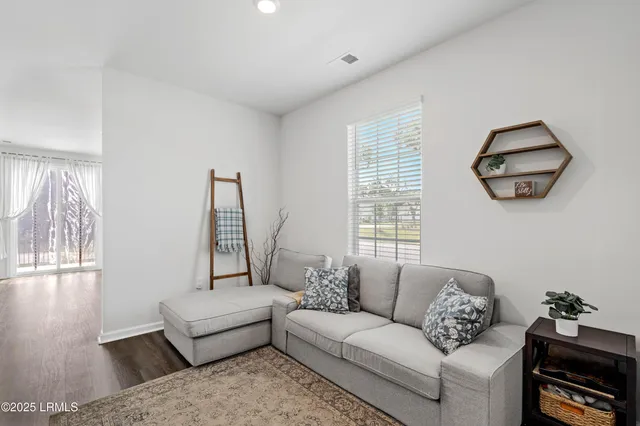 $2,800 | 60 Backwater Street, Port Royal, SC 29906