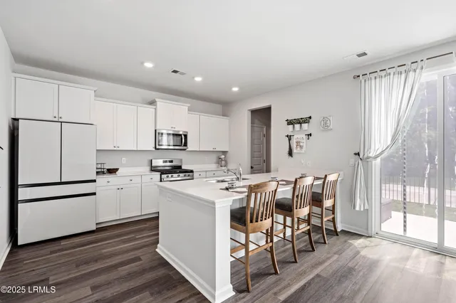 $2,800 | 60 Backwater Street, Port Royal, SC 29906